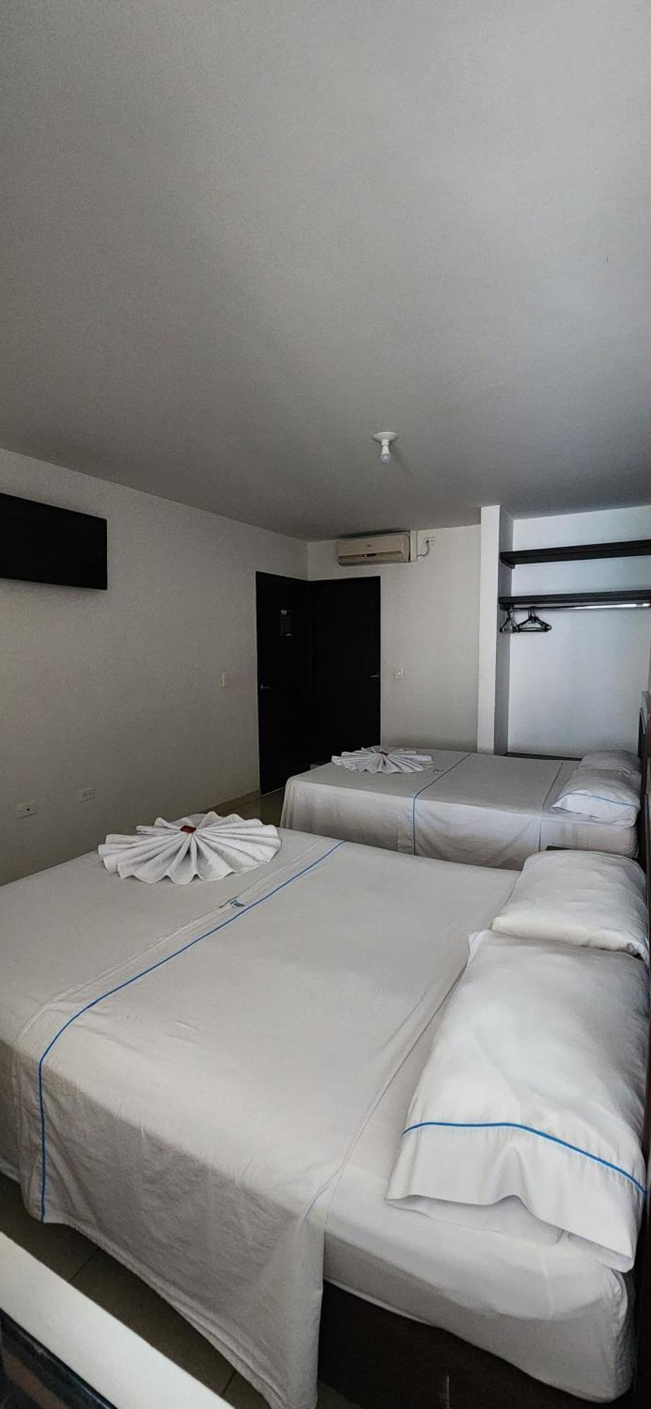 Hotel Torres Del Llano ヨパル エクステリア 写真